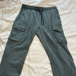 Abercrombie men’s pull-on straight leg cargos